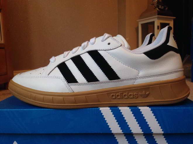 adidas chaussures suisse